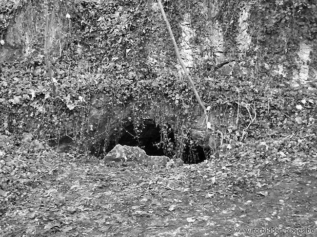 Carrières souterraines de Caestert - (c) Forbidden Places - Sylvain Margaine - Une entrée cachée...