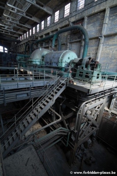Westport power plant - (c) Forbidden Places - Sylvain Margaine - Pistons pushed the remains of combustions out of the ovens