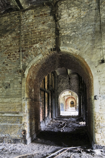 Fort de la Chartreuse, Liège - (c) Forbidden Places - Sylvain Margaine - 1- Un des couloirs fortifiés