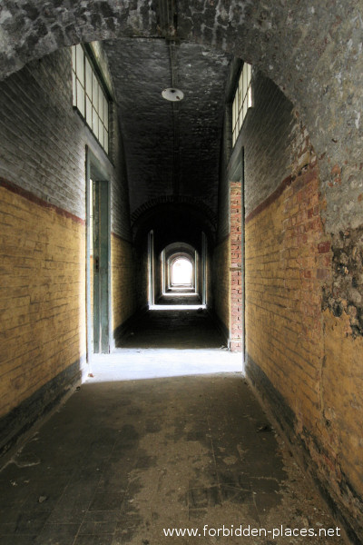 Fort de la Chartreuse, Liège - (c) Forbidden Places - Sylvain Margaine - 16- Le tunnel