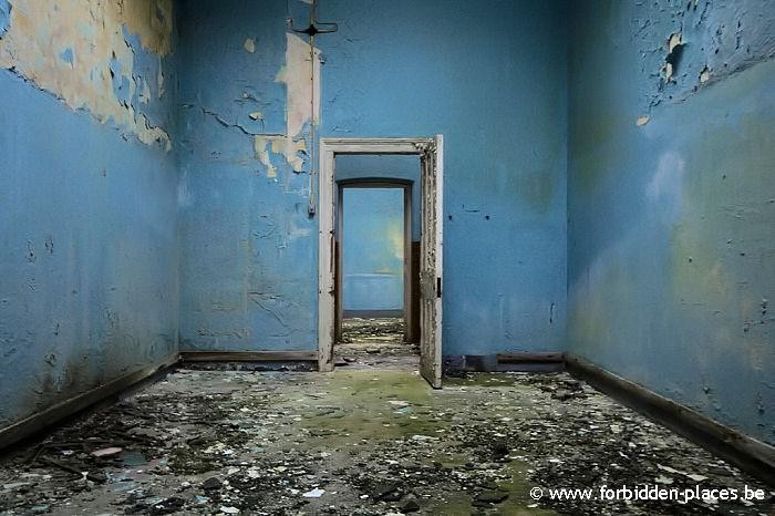 L'asile de Hellingly - (c) Forbidden Places - Sylvain Margaine - Les pièces bleues