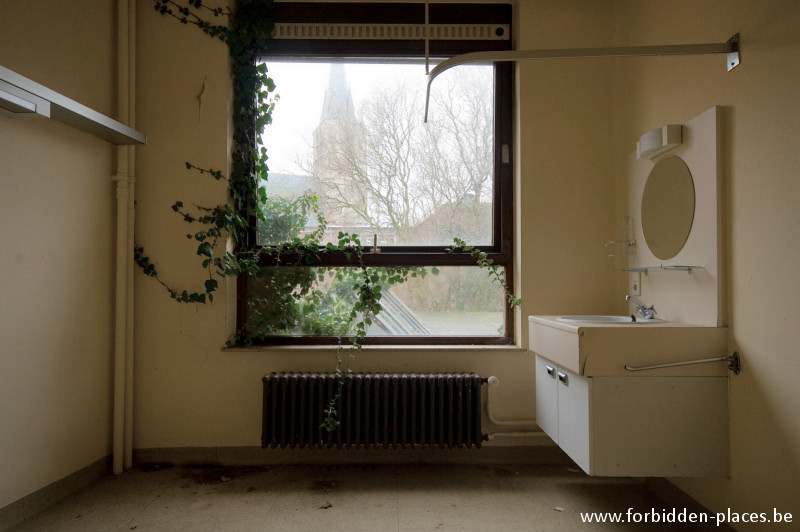 La clínica Saint-Elizabeth - (c) Forbidden Places - Sylvain Margaine - 19