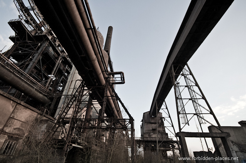 Uckange Blast Furnace - (c) Forbidden Places - Sylvain Margaine - 1- The loading conveyor of the blast furnace n°4