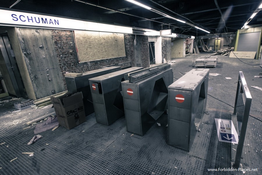 Brussels Metro - (c) Forbidden Places - Sylvain Margaine - 16 - Schuman.