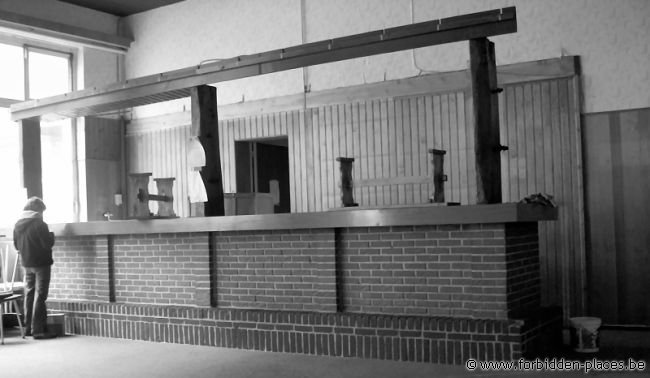 Cuartel de Verviers - (c) Forbidden Places - Sylvain Margaine - The bar of the casern. No alcohol here.