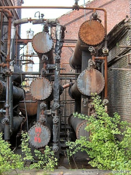 Anderlues coking plant - (c) Forbidden Places - Sylvain Margaine - Citerns