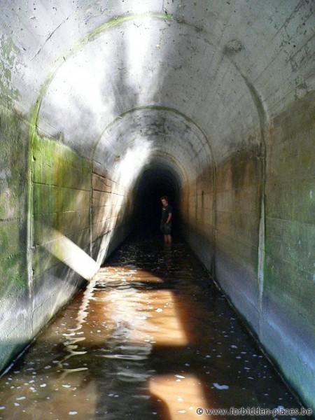 Australian underground drains - (c) Forbidden Places - Sylvain Margaine - Adelaide, Eli's tomb & Eli