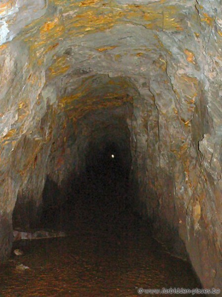 Canalisations souterraines australiennes - (c) Forbidden Places - Sylvain Margaine - Adelaide, Eli's tomb. Un tunnel taillé dans la roche
