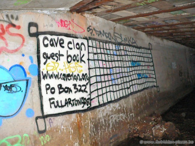 Australian underground drains - (c) Forbidden Places - Sylvain Margaine - Each drain has its own guestbook!