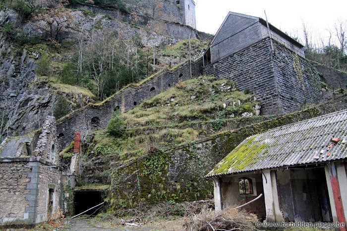 El Fuerte de Portalet - (c) Forbidden Places - Sylvain Margaine - Within teh first surrounding wall