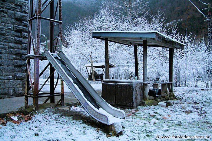 La Goutte d'eau - (c) Forbidden Places - Sylvain Margaine - Toboggan