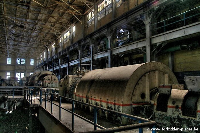 La centrale électrique de Westport - (c) Forbidden Places - Sylvain Margaine - La salle des turbines la plus récente
