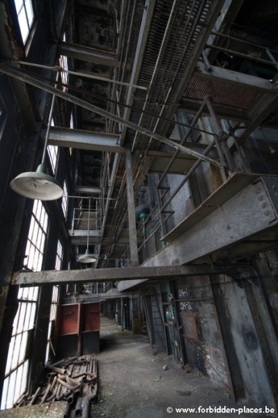 Westport power plant - (c) Forbidden Places - Sylvain Margaine - Rails & silos