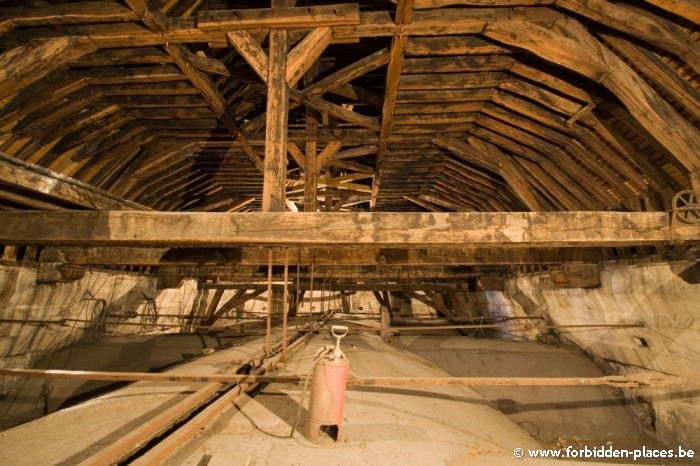Los secretos de Saint Sulpice - (c) Forbidden Places - Sylvain Margaine - The great attic