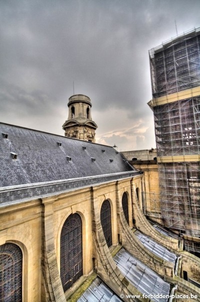 Saint sulpice secrets - (c) Forbidden Places - Sylvain Margaine - Scaffolding