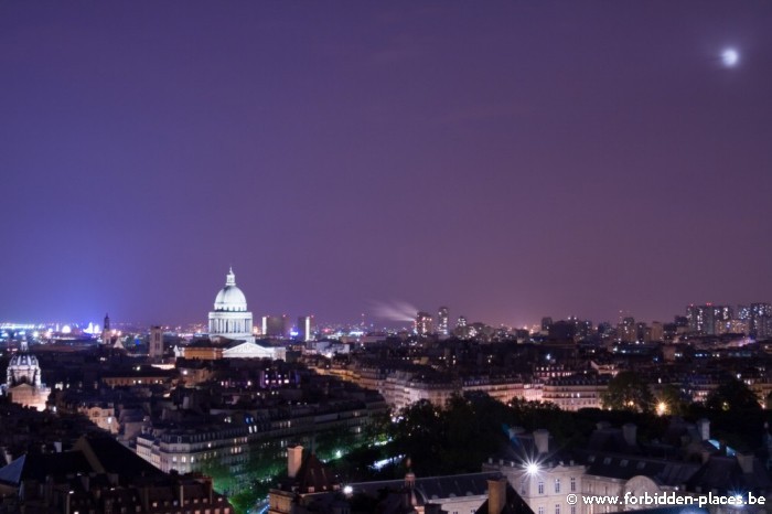 Los secretos de Saint Sulpice - (c) Forbidden Places - Sylvain Margaine - .