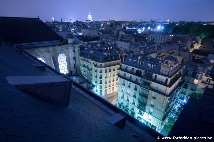 Los secretos de Saint Sulpice - (c) Forbidden Places - Sylvain Margaine - Blue