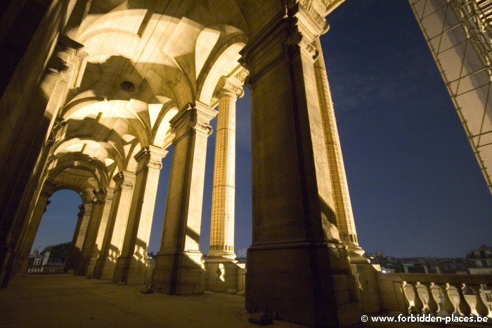 Los secretos de Saint Sulpice - (c) Forbidden Places - Sylvain Margaine - Peristyle