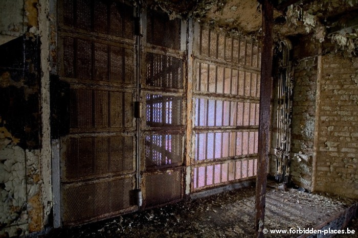 La prison de Newark - (c) Forbidden Places - Sylvain Margaine - 1. Bienvenue...