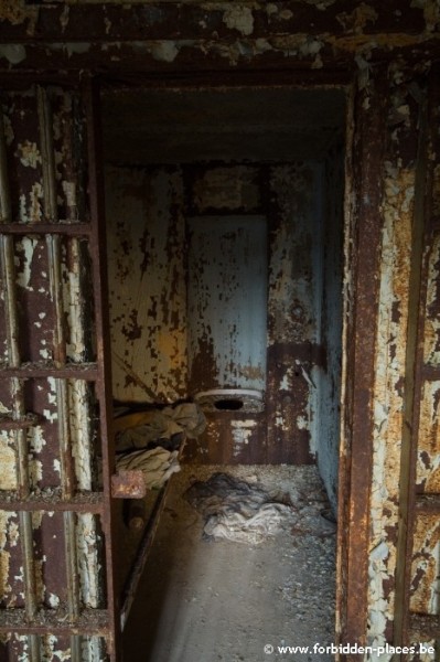 La prison de Newark - (c) Forbidden Places - Sylvain Margaine - 10. Cellule monoplace