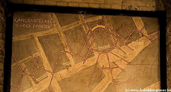Maastricht casemates - (c) Forbidden Places - Sylvain Margaine - A map on the wall in an underground bunker