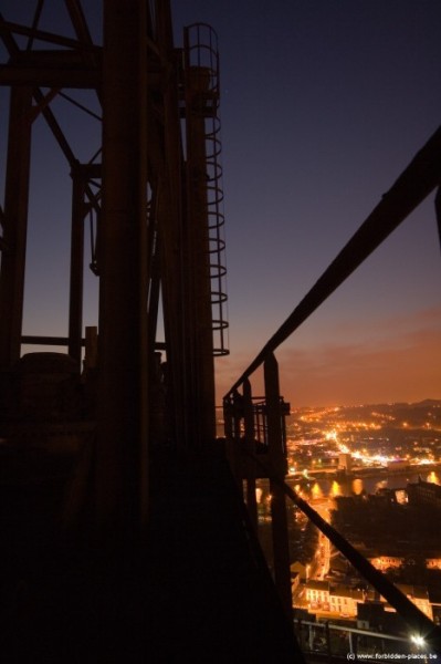 The mysterious steelworks - (c) Forbidden Places - Sylvain Margaine - Ladder