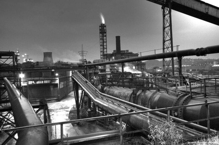 The mysterious steelworks - (c) Forbidden Places - Sylvain Margaine - Flare stack
