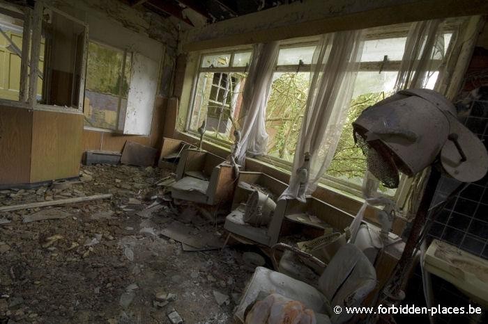 Hellingly hospital (East sussex mental asylum) - (c) Forbidden Places - Sylvain Margaine - Decay