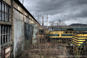 El cementerio de locomotoras - Haga click para ampliar!