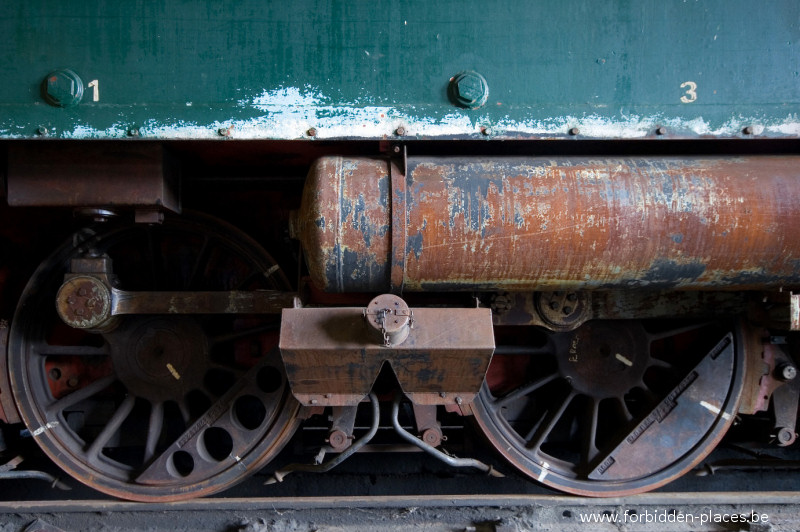 Le cimetière de locomotives - (c) Forbidden Places - Sylvain Margaine - Roues