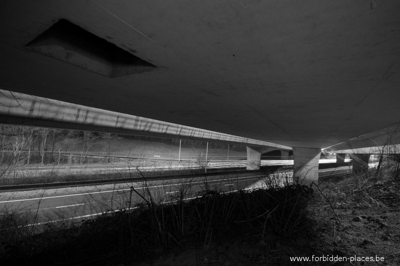 Highway bridges - (c) Forbidden Places - Sylvain Margaine - Below