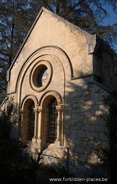 El castillo Bijou - (c) Forbidden Places - Sylvain Margaine - 2 The sunny chapel