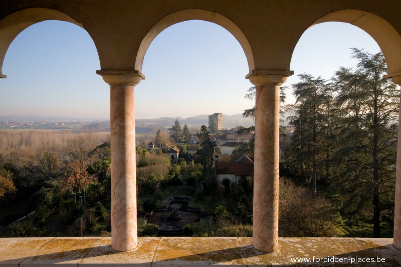 Château Bijou - (c) Forbidden Places - Sylvain Margaine - 17 Still higher