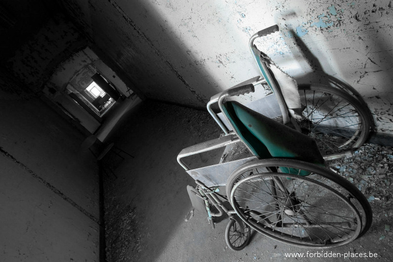 El hospital X - (c) Forbidden Places - Sylvain Margaine - 6 - Classic