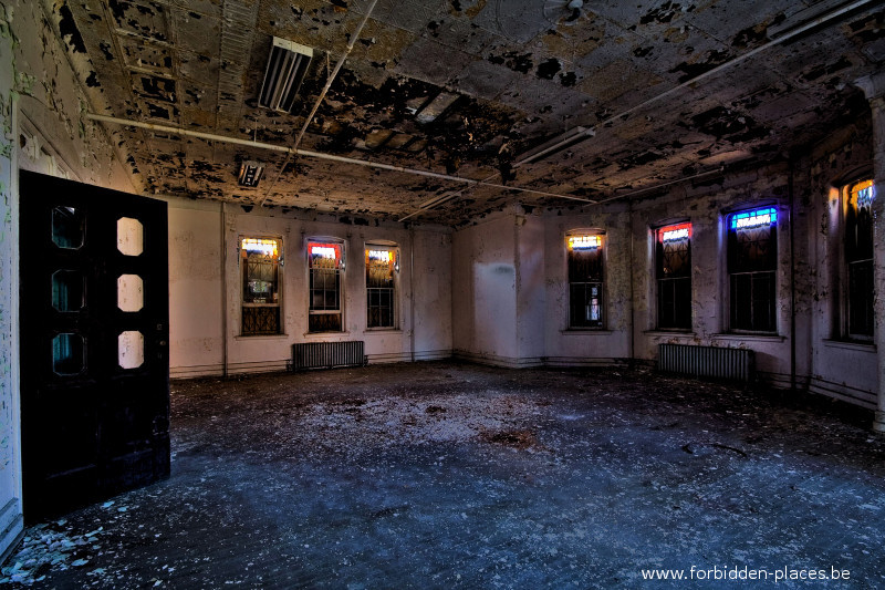 Hudson River State Hospital - (c) Forbidden Places - Sylvain Margaine - 14 - Day rrom