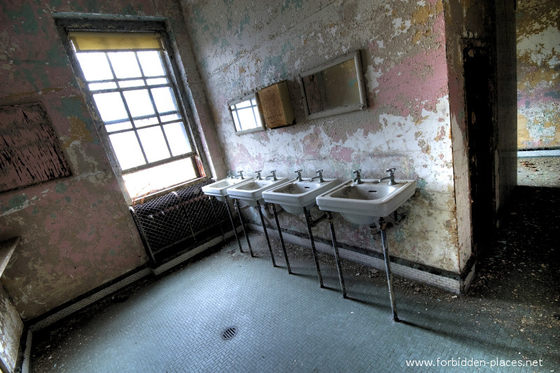 El asilo  de Greystone - (c) Forbidden Places - Sylvain Margaine - 5- Washing room.