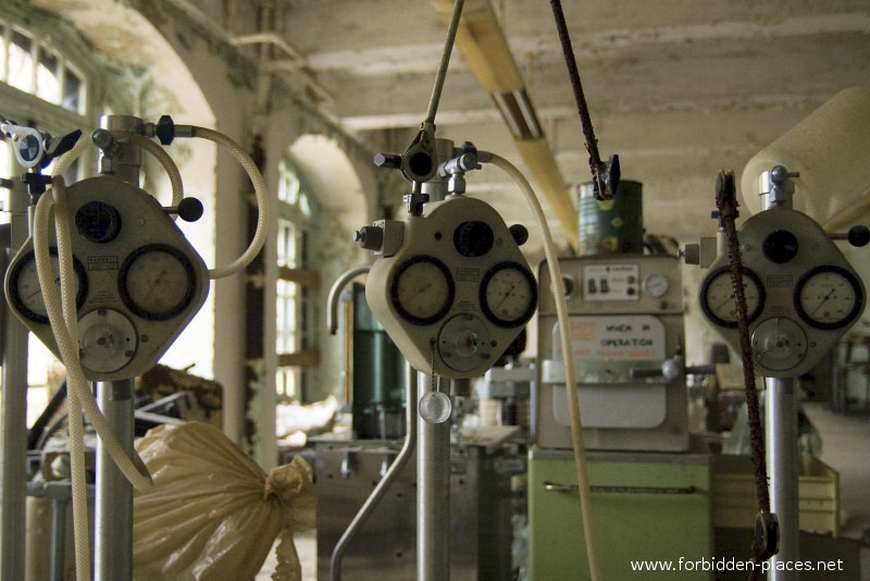 New Jersey State Hospital for the Insane - (c) Forbidden Places - Sylvain Margaine - 17 - I felt watched...