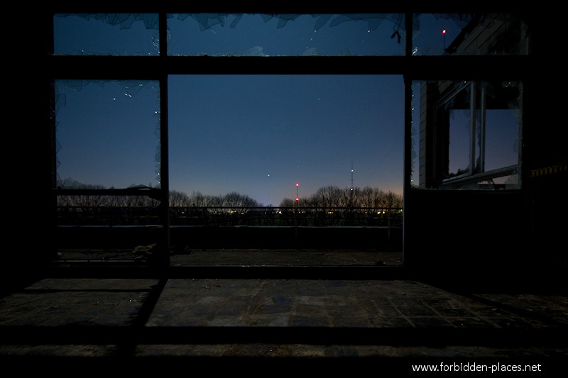 Le Sanatorium Joseph Lemaire - (c) Forbidden Places - Sylvain Margaine - 4- Vue depuis une chambre.