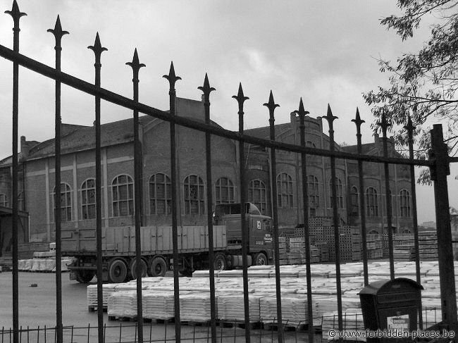 Du Gouffre collieries - (c) Forbidden Places - Sylvain Margaine - Looks closed, isn't it?