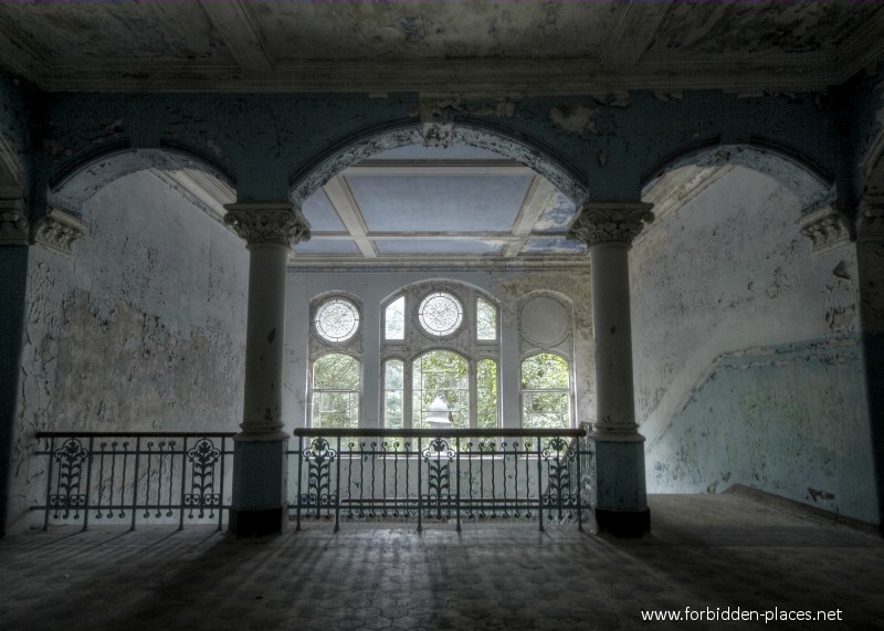 El Sanatorio de Beelitz-Heilstätten  - (c) Forbidden Places - Sylvain Margaine - 3- On top.