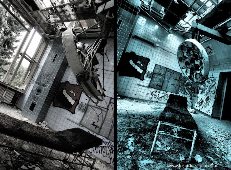 Beelitz-Heilstätten Sanatorium - (c) Forbidden Places - Sylvain Margaine - 7 - Examination room 2/2.