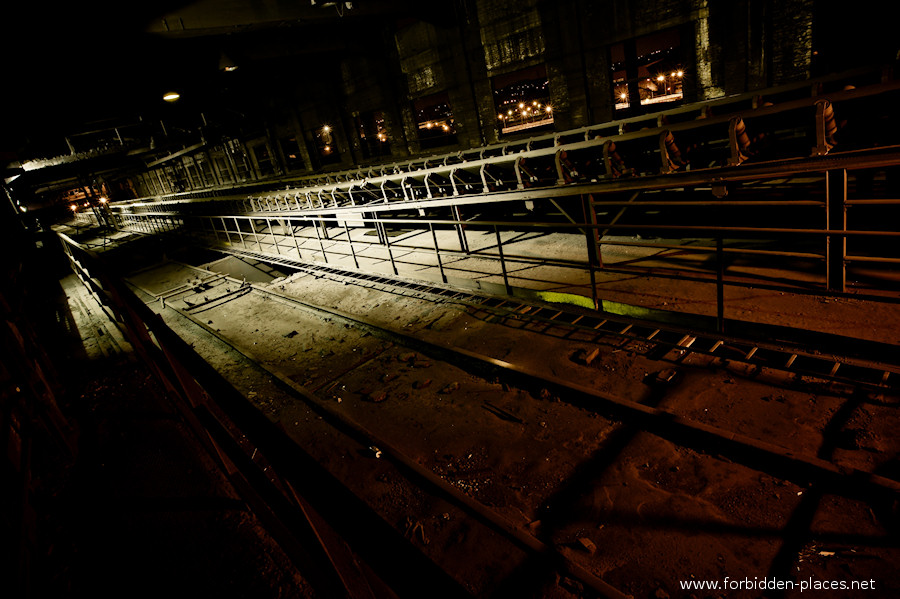 CdK's Blast Furnace - (c) Forbidden Places - Sylvain Margaine - 5- Endless conveyors.