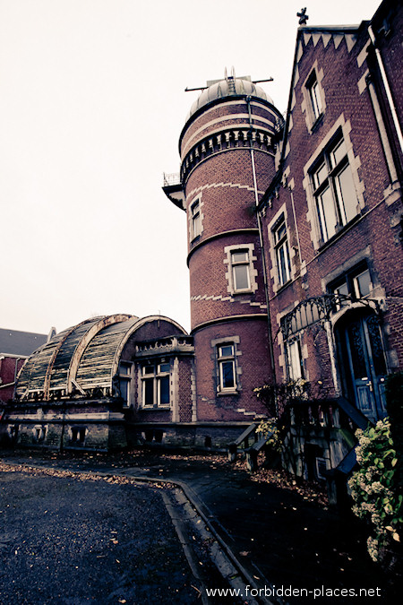 L'Université Du Val Benoît - (c) Forbidden Places - Sylvain Margaine - 1- Bienvenue.