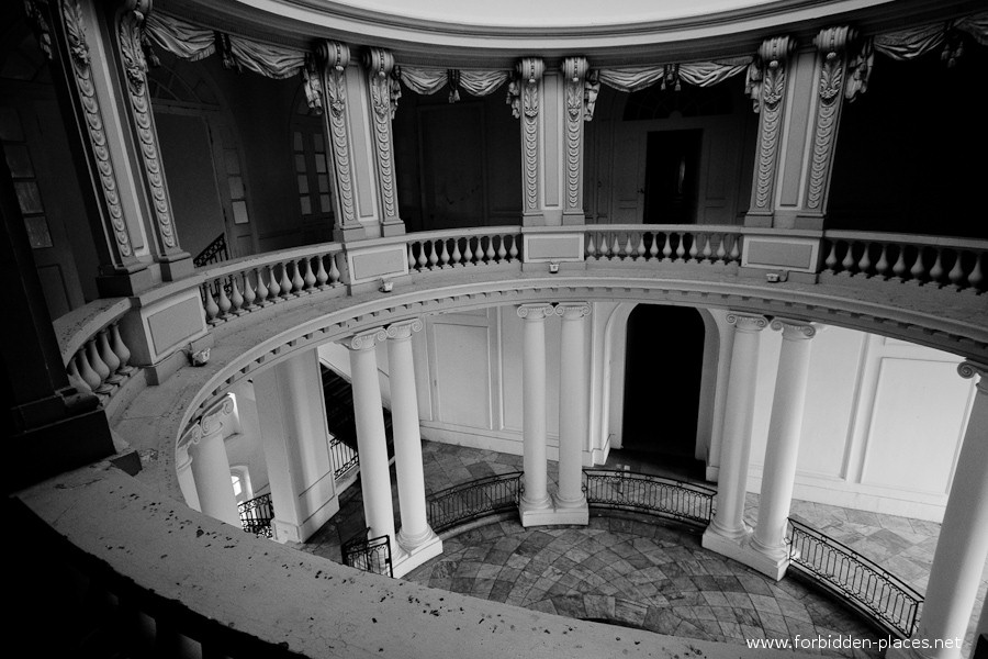 The Hôpital de la Marine - (c) Forbidden Places - Sylvain Margaine - 13 - The main hall.