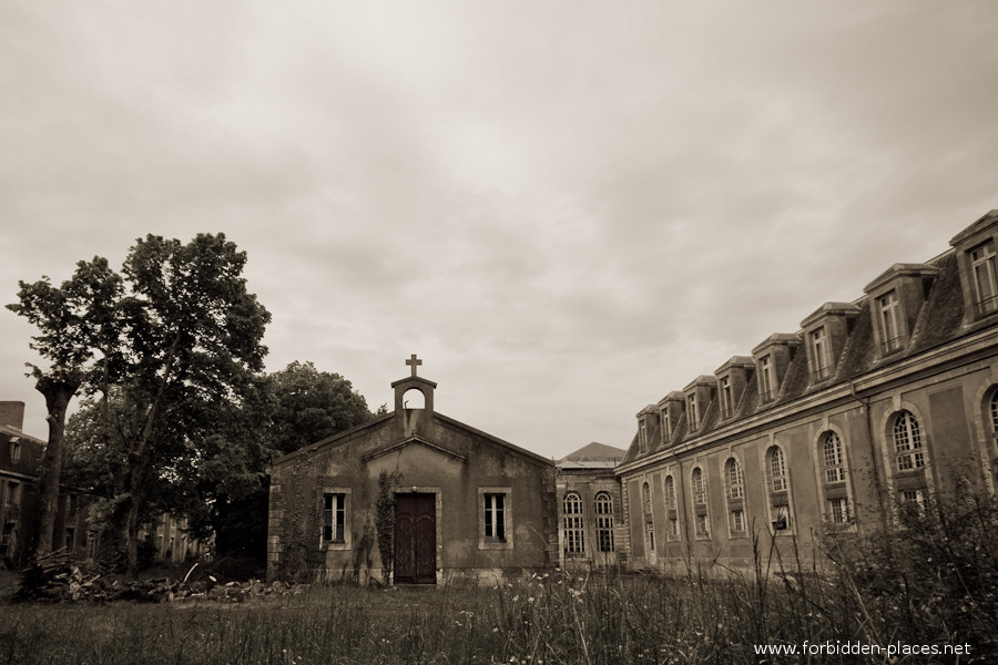 El Hospital de la Marina - (c) Forbidden Places - Sylvain Margaine - 23 - The little chapel