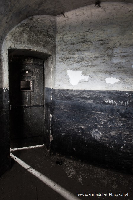 La Prison de Vilvoorde - (c) Forbidden Places - Sylvain Margaine - 6- Compter les jours...