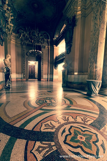 L'Opéra Garnier - (c) Forbidden Places - Sylvain Margaine - 15 - Mosaiques.