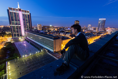 Rooftops Around The World - Haga click para ampliar!