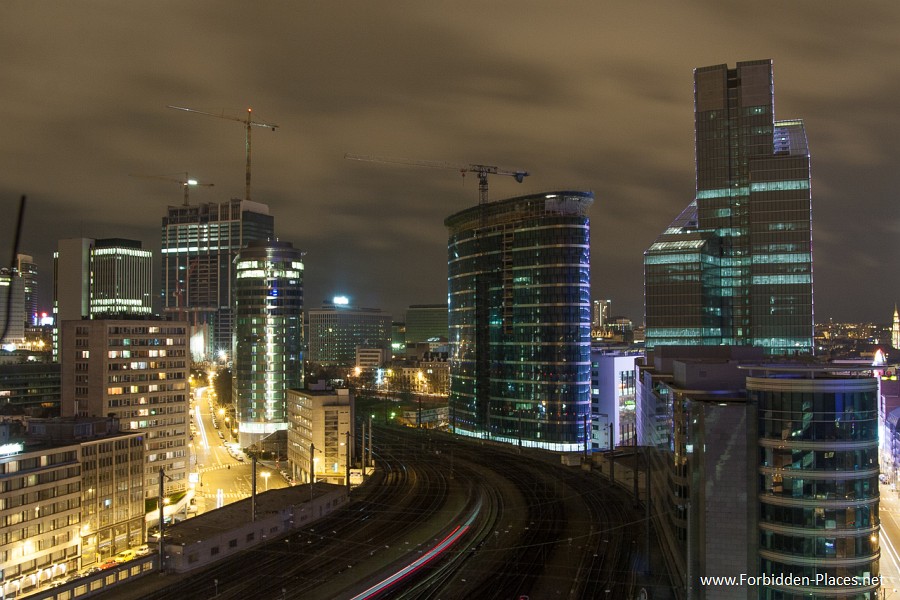 Rooftops Around The World - (c) Forbidden Places - Sylvain Margaine - 5- La Gare du Nord.