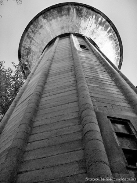 SAFEA La Louvière - (c) Forbidden Places - Sylvain Margaine - Château d'eau